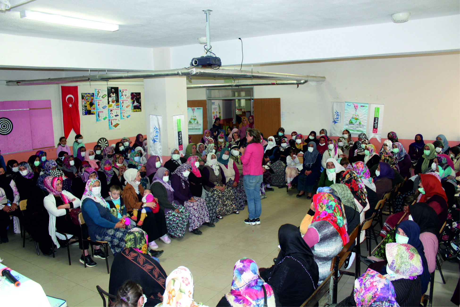 Çevresel ve ekonomik etkilere karşı tasarruf bilinci oluşturan “Tasarruf Evimizde, Gelecek Elimizde” projesi 2500 kadına ulaştı