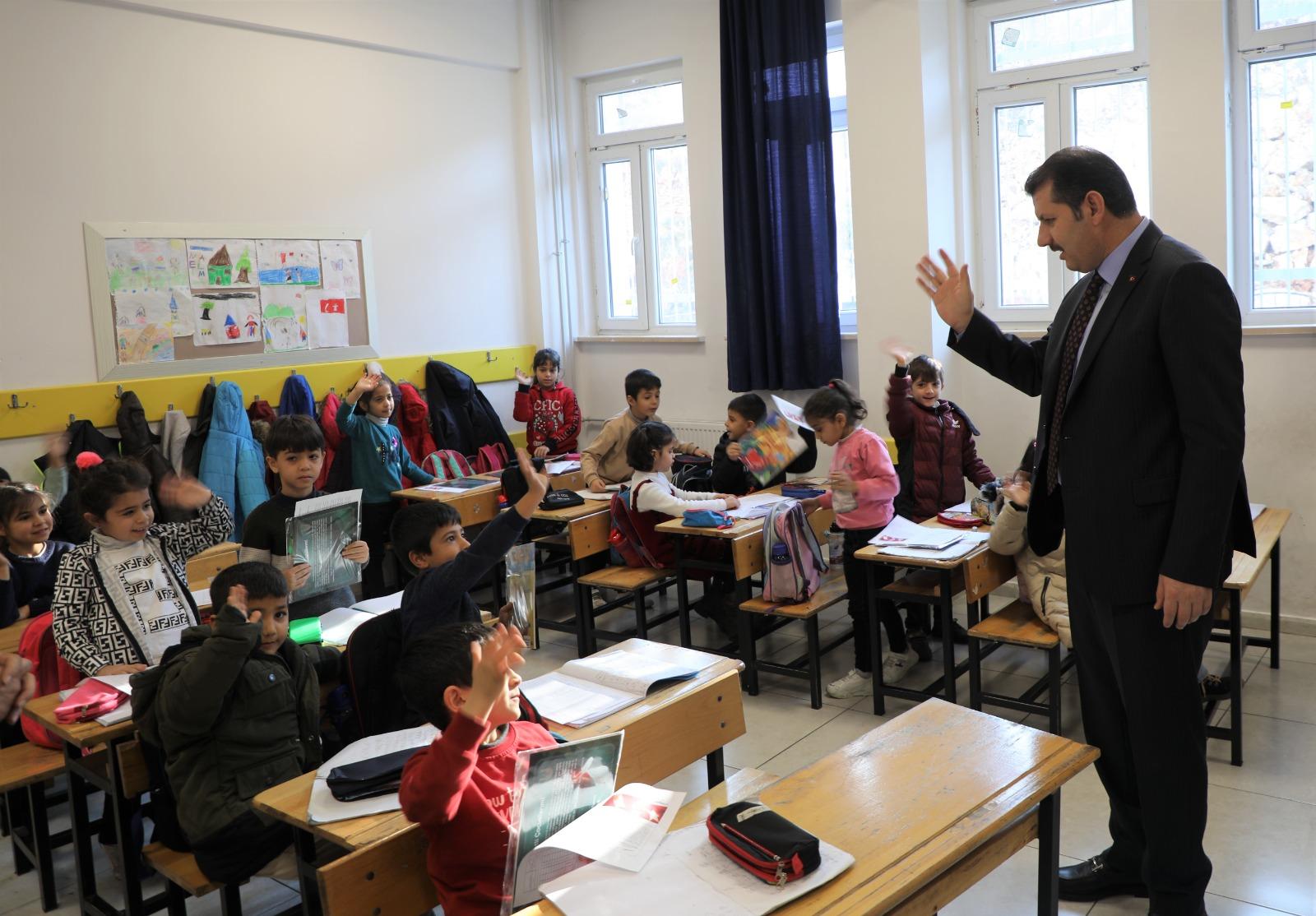 Şanlıurfa Valisi Salih Ayhan’ın Yarıyıl Tatili Mesajı