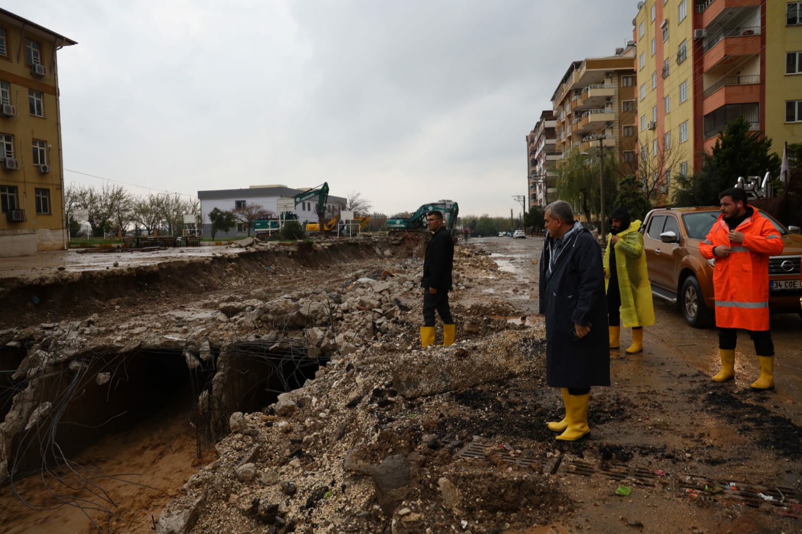 BAŞKAN BEYAZGÜL TAŞKIN DERELERİNDE İNCELEMELERDE BULUNDU