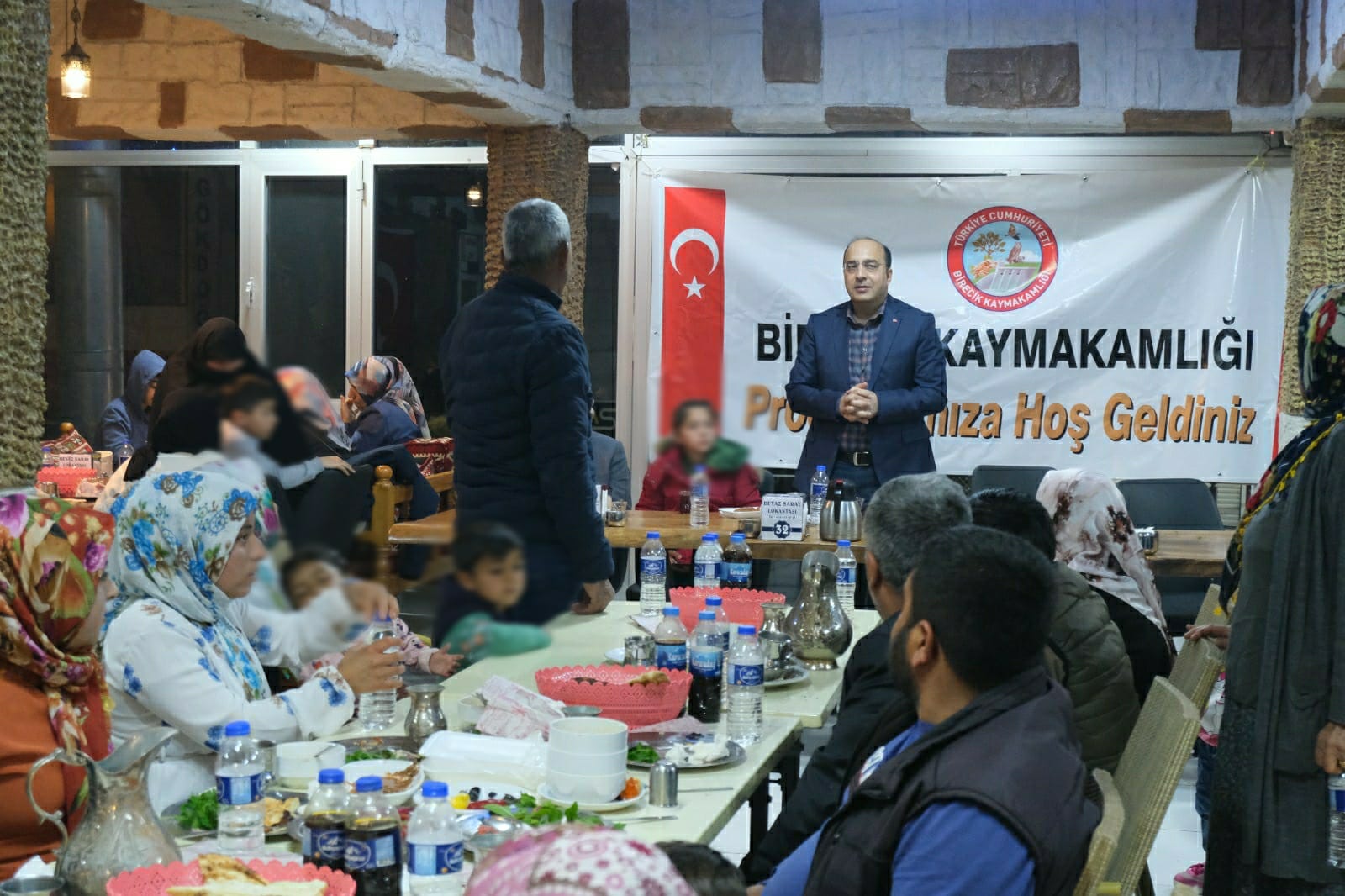 Birecik Kaymakamlığı “Dünya Yetimler Günü” İçin İftar Yemeği Düzenledi