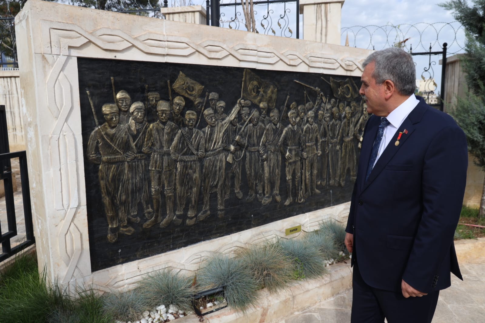 BAŞKAN BEYAZGÜL, “ŞANLIURFA’NIN BAĞIMSIZLIK SEVDASININ ÖNÜNDE HİÇBİR GÜÇ DURAMAZ”