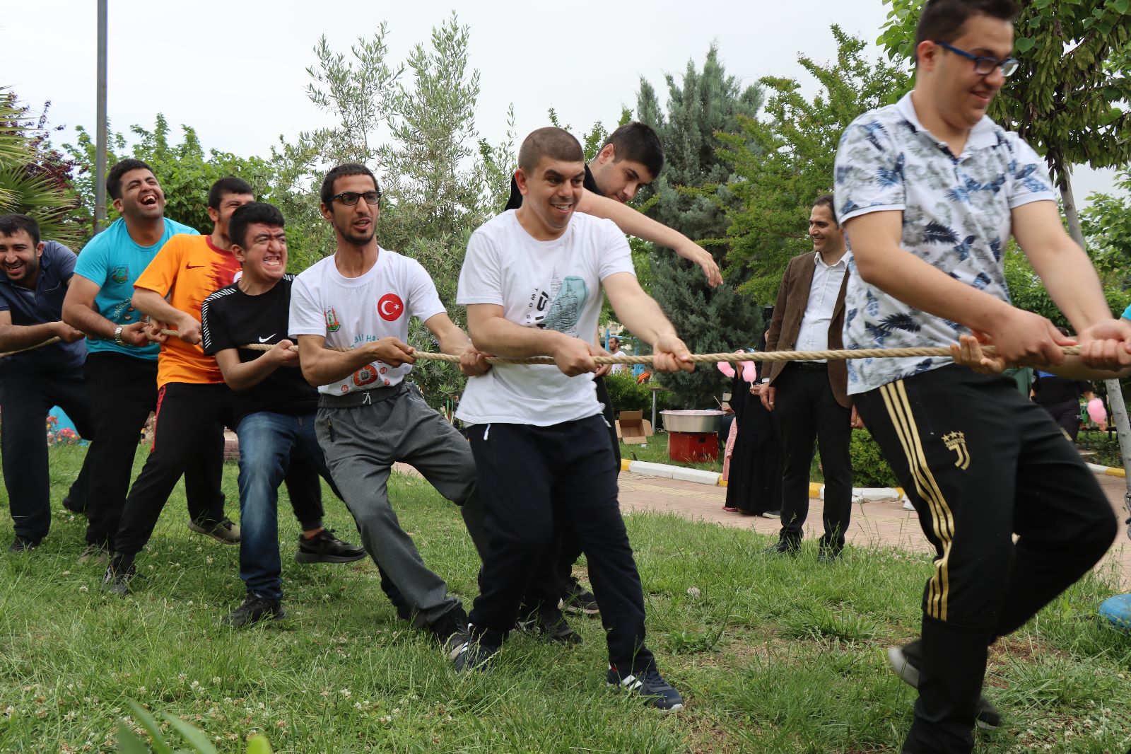 ENGELSİZ YAŞAM MERKEZİNDE “MUTLU OLMAYA ENGEL YOK”