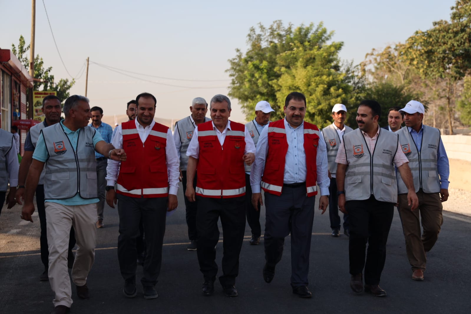 BAŞKAN BEYAZGÜL, ‘’VATANDAŞLARA HİZMET ETMENİN MUTLULUĞUNU YAŞIYORUZ’’