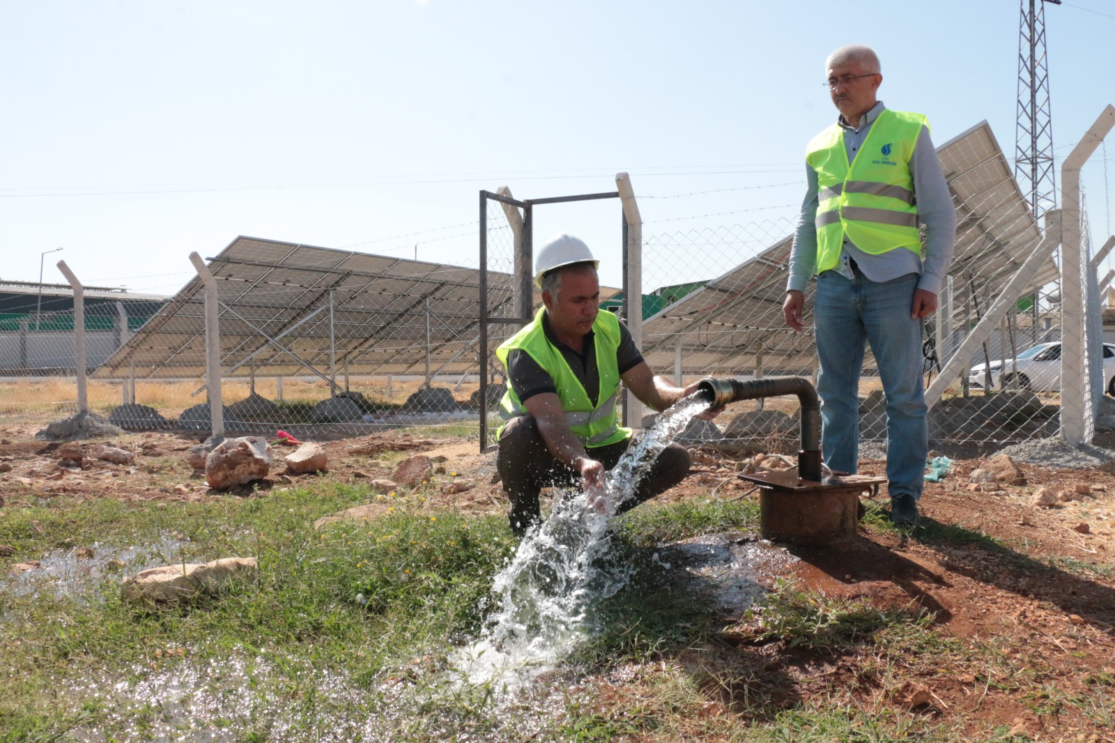 ŞANLIURFA BÜYÜKŞEHİRDE ENERJİ YATIRIMLARI GES İÇME SUYU KUYULARINDA UYGULANIYOR