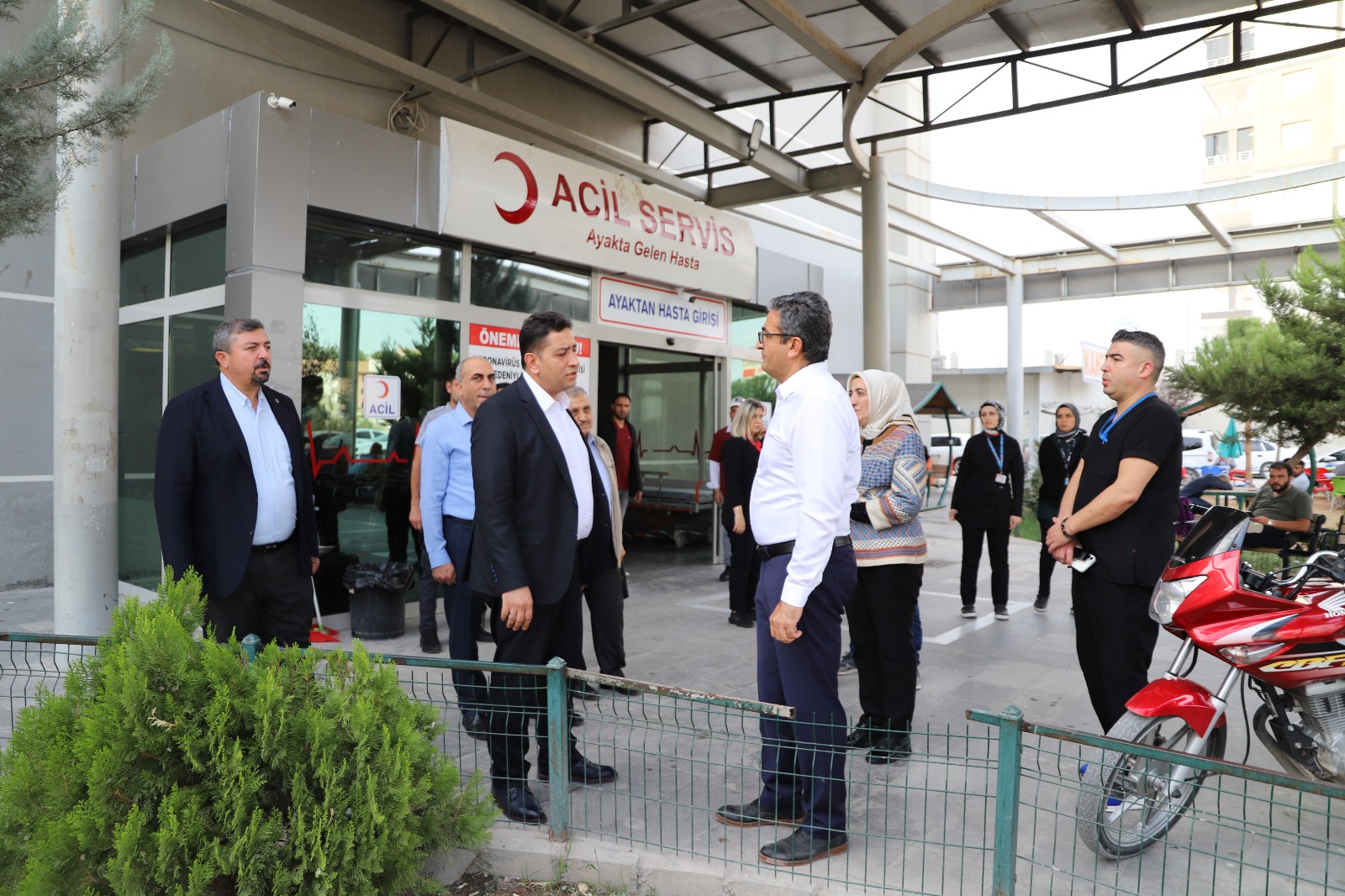 Şanlıurfa İl Sağlık Müdürü Solmaz İlçe Ziyaretlerine Birecik ile devam etti.