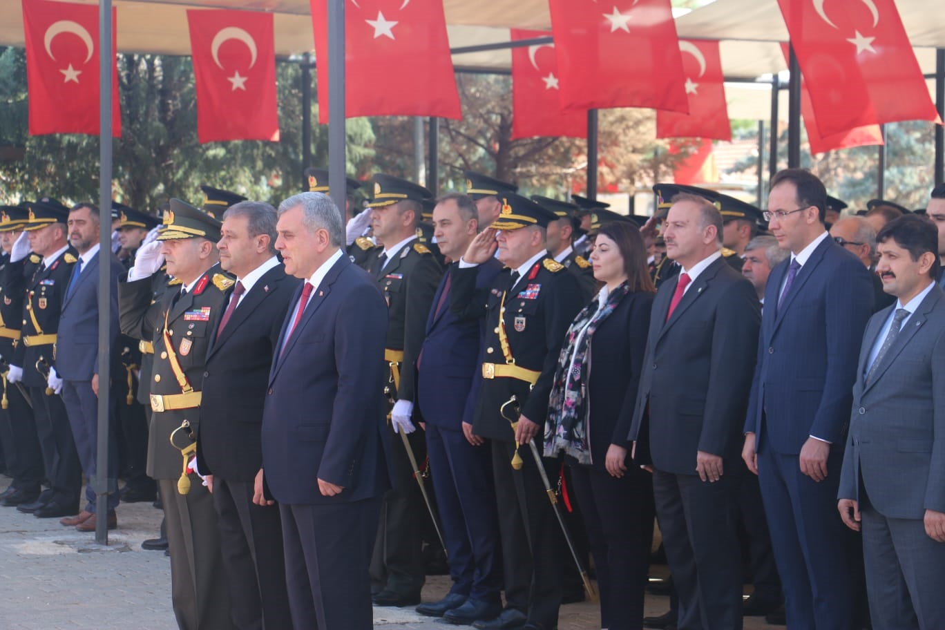 CUMHURİYET’İN 100. YIL KUTLAMALARI ŞANLIURFA’DA COŞKUYLA BAŞLADI