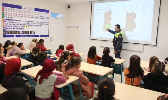 “Çocuklar Trafik Eğitimini” Haliliye Belediyesi Trafik Parkında Öğreniyorlar