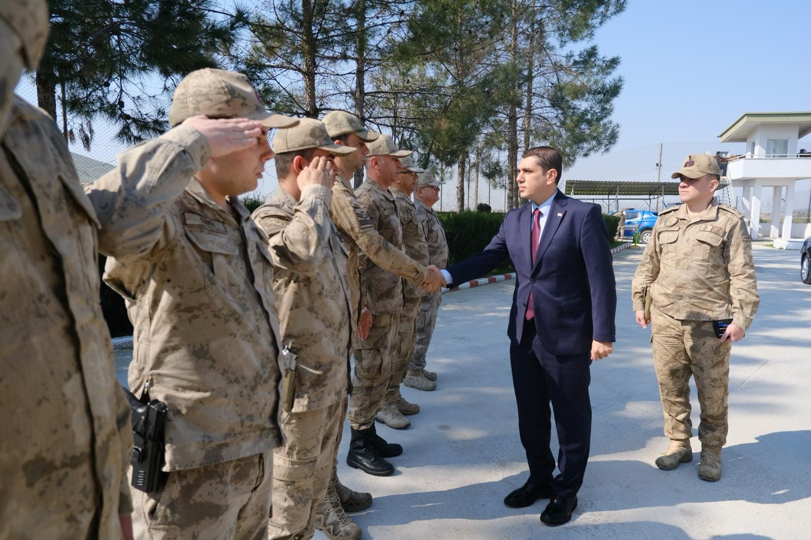 Kaymakam Mustafa Gürbüz’den Kuyucak Jandarma Karakol Komutanlığına ziyaret