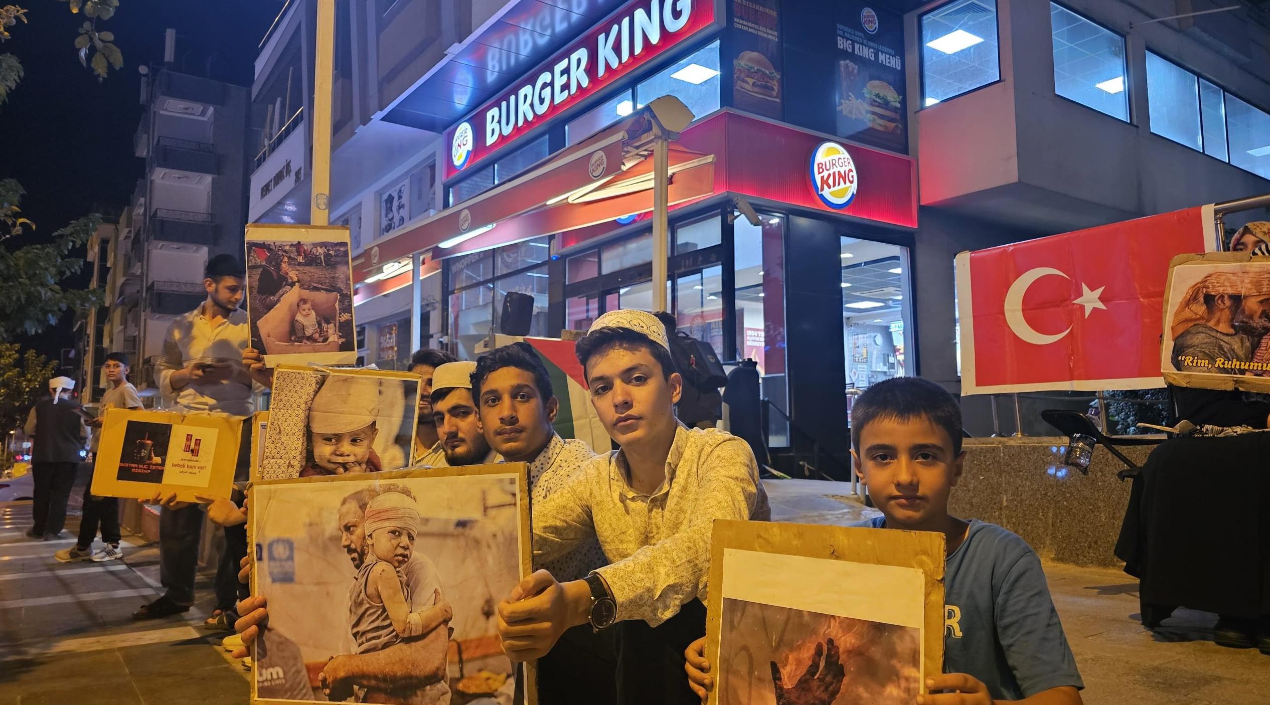 İsrail’in katliam ve soykırımı Şanlıurfa’da protesto ediliyor