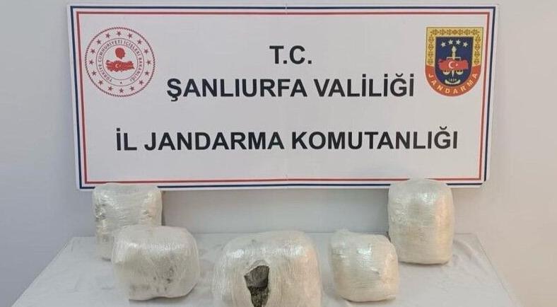 Şanlıurfa’da Jandarma 584 Gram Esrar Maddesi Ele Geçirdi