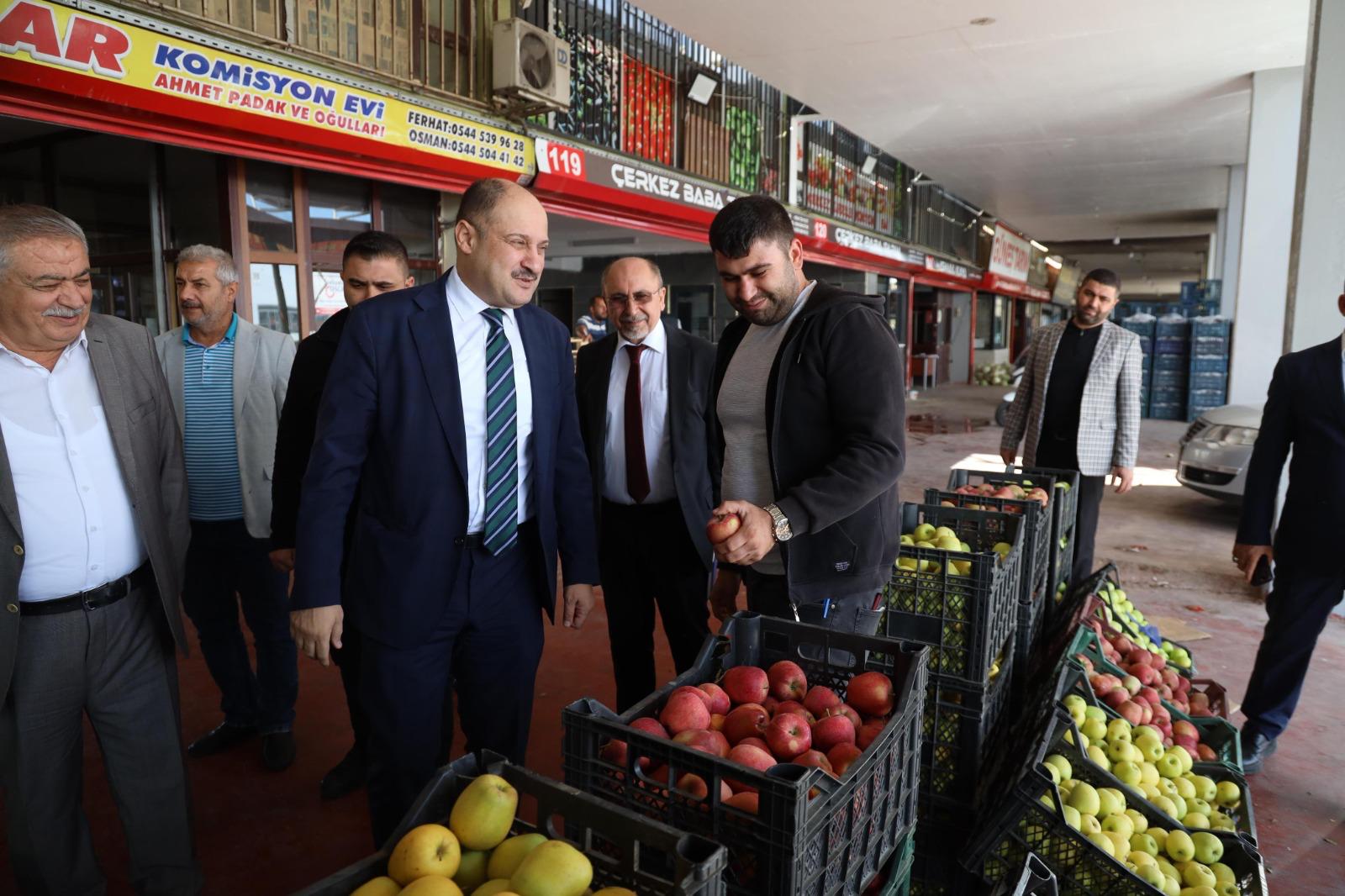 BAŞKAN GÜLPINAR ESNAFLA BİR ARAYA GELDİ